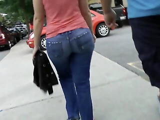 Lovely Movement Beautiful Big Booty MILF In Jeans